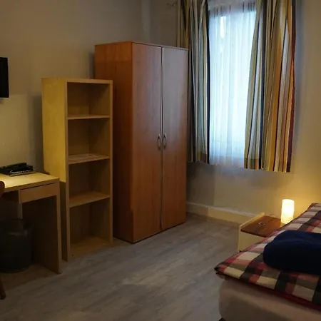 Bed & Breakfast Schoene Aussicht Usingen