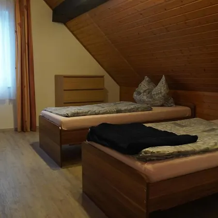 Schoene Aussicht Bed & Breakfast *