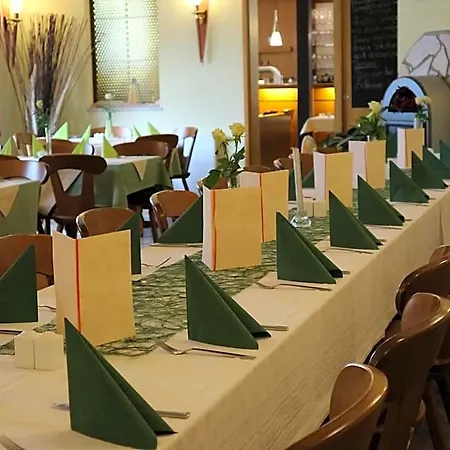 Schoene Aussicht Bed & Breakfast Usingen