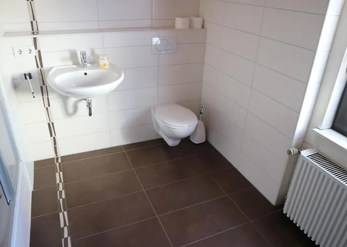 Schoene Aussicht Bed & Breakfast Usingen