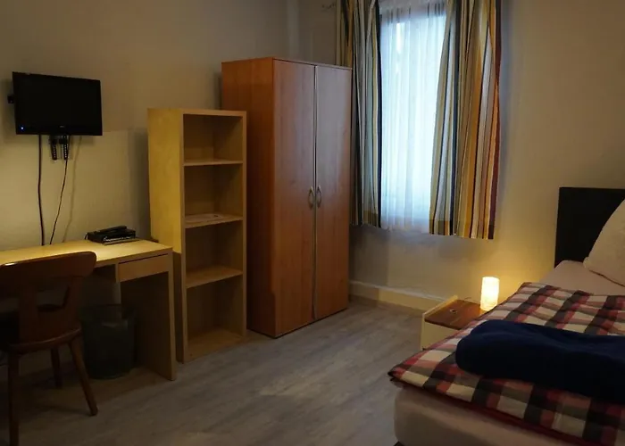 Frühstückspension Schoene Aussicht Usingen